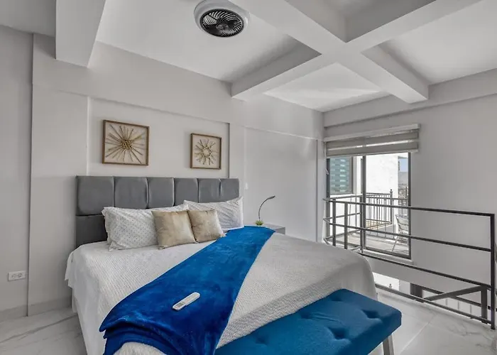 Loft Close To The Ocean With Rooftop Infinity Pool, Balcony & Gym - Dog-friendly Сasa de vacaciones *