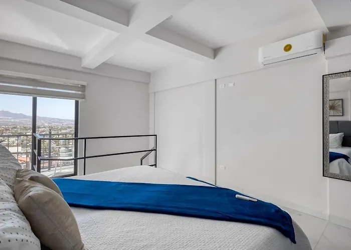 Loft Close To The Ocean With Rooftop Infinity Pool, Balcony & Gym - Dog-friendly Сasa de vacaciones *