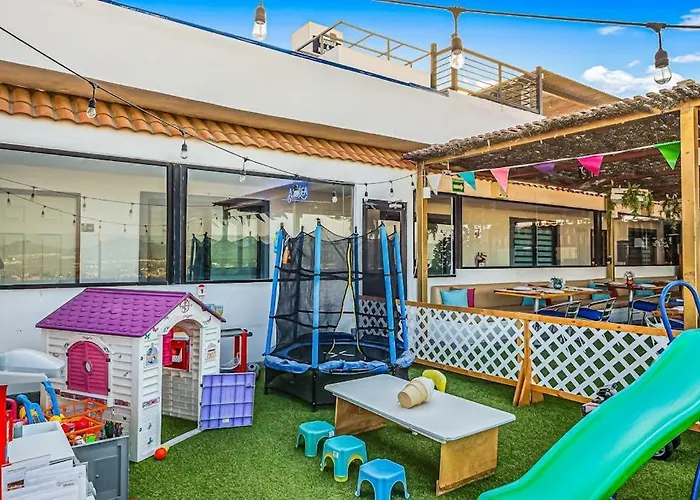 Loft Close To The Ocean With Rooftop Infinity Pool, Balcony & Gym - Dog-friendly Сasa de vacaciones